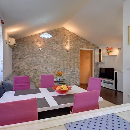 Holiday Home Jasminka Medulin Ngoại thất bức ảnh