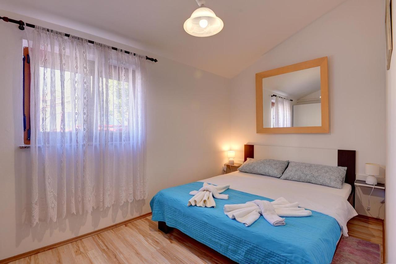 Holiday Home Jasminka Medulin Ngoại thất bức ảnh